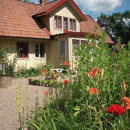 Vildrosor & Hoens Bed & Breakfast Hagstad Exterior photo