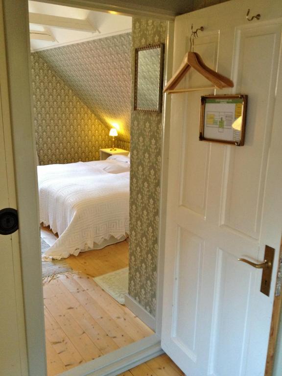 Vildrosor & Hoens Bed & Breakfast Hagstad Room photo